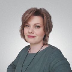 Попова Юлия